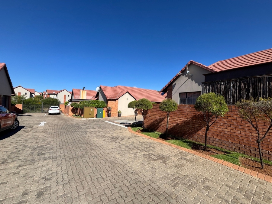 3 Bedroom Property for Sale in Wild Olive Estate Free State